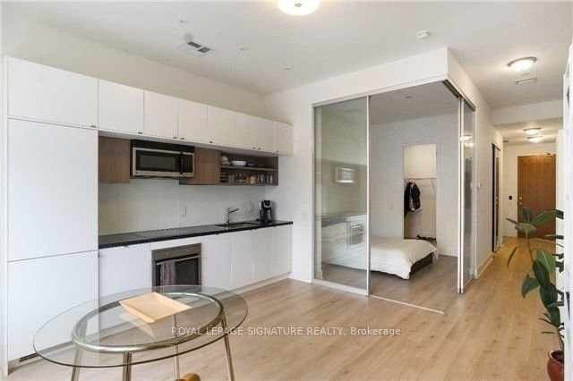 111 St Clair Ave W, unit 1026 for rent - image #1