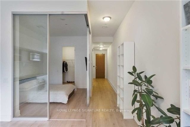 111 St Clair Ave W, unit 1026 for rent - image #2