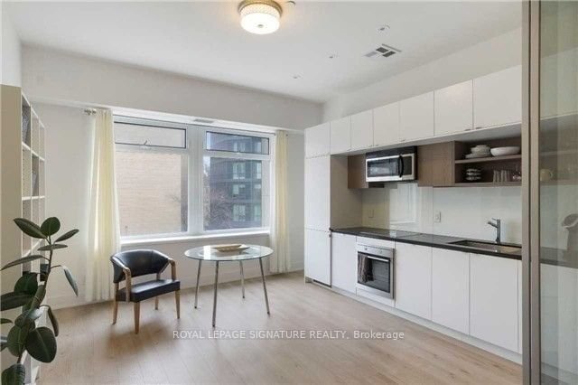 111 St Clair Ave W, unit 1026 for rent - image #5