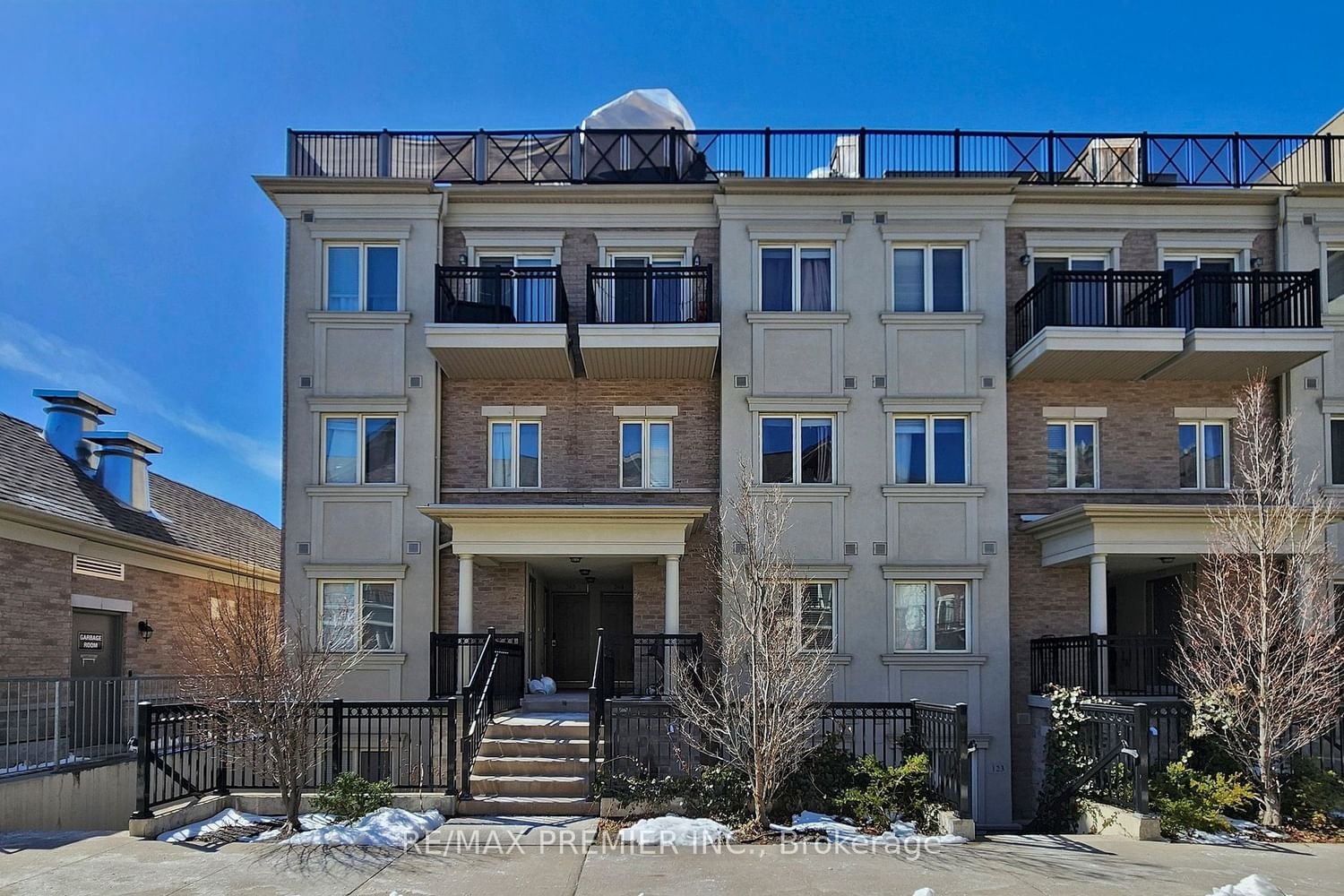 19 Coneflower Cres, unit 266 for sale - image #2