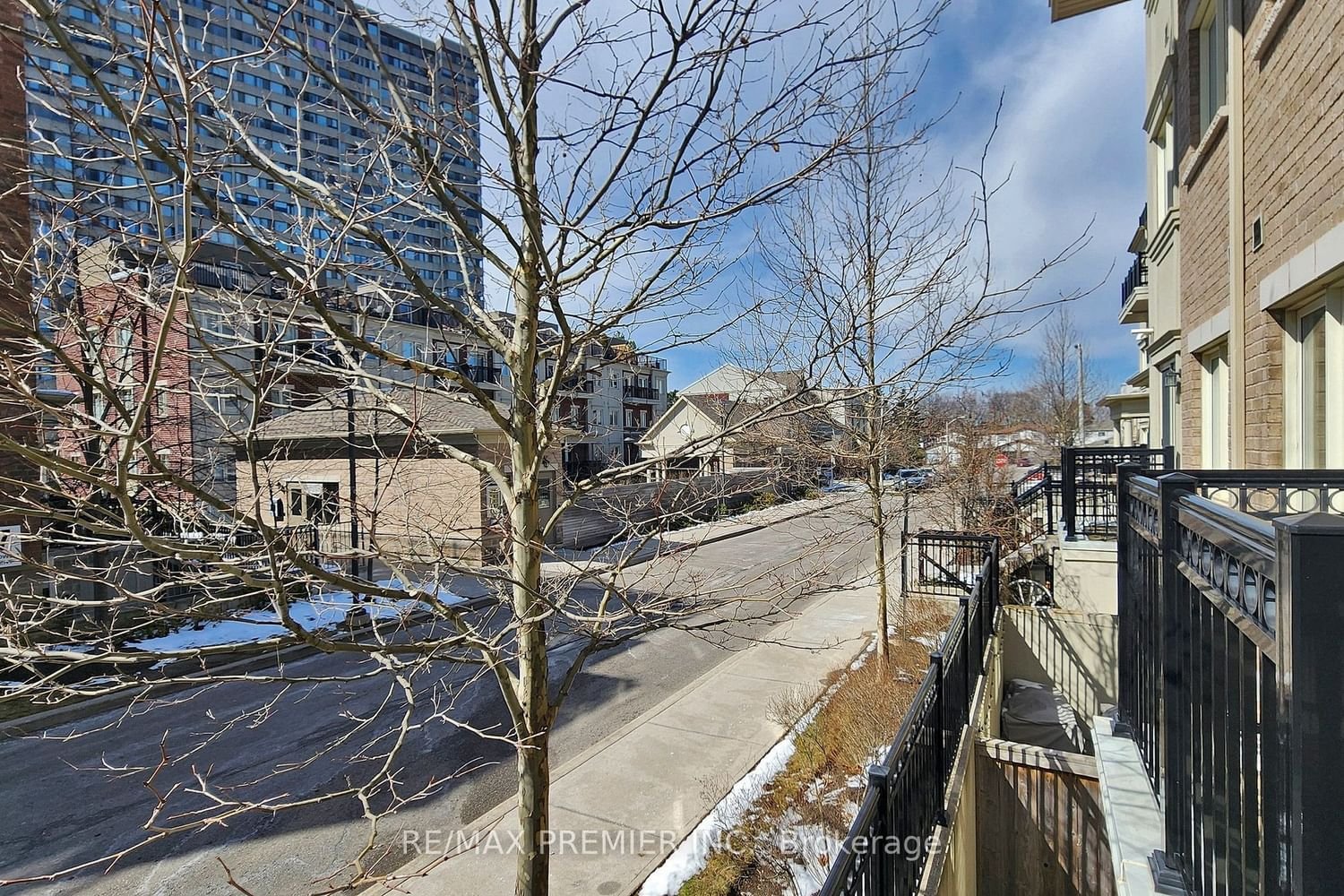 19 Coneflower Cres, unit 266 for sale - image #33