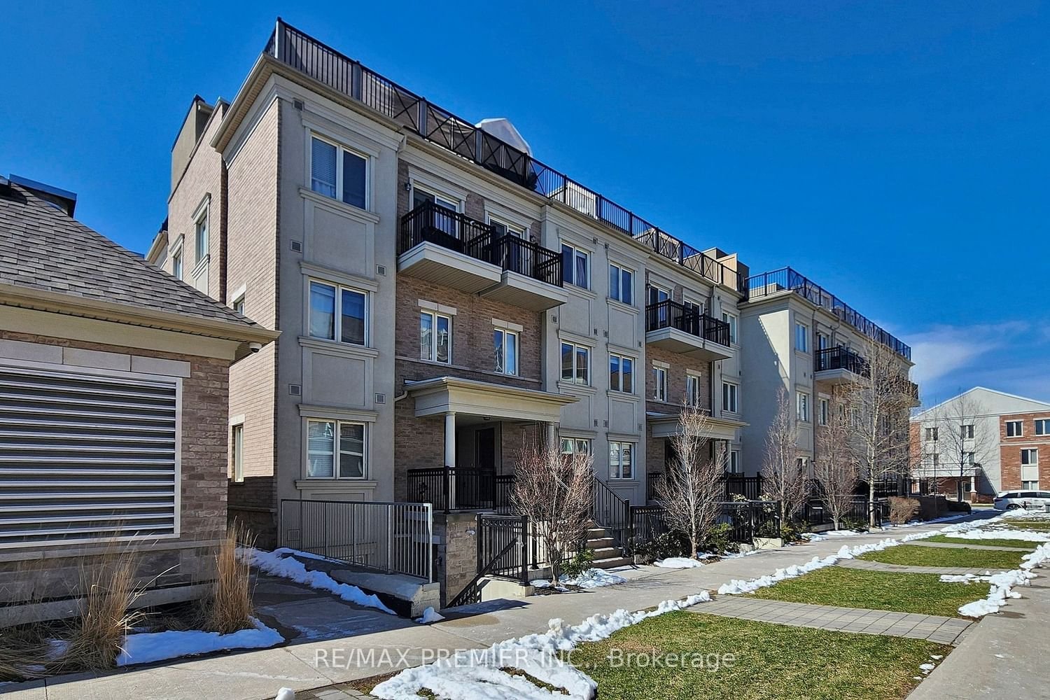 19 Coneflower Cres, unit 266 for sale - image #35