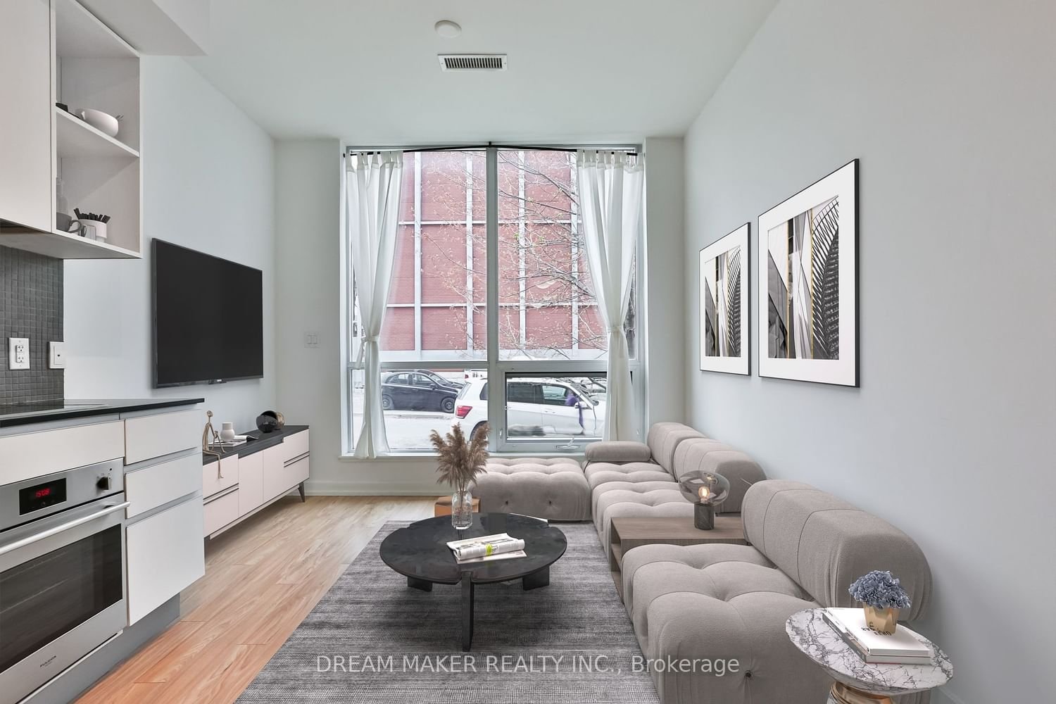 377 Madison Ave, unit 114 for rent - image #8
