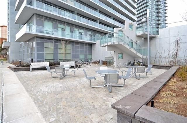 275 Yorkland Rd, unit 213 for rent - image #1