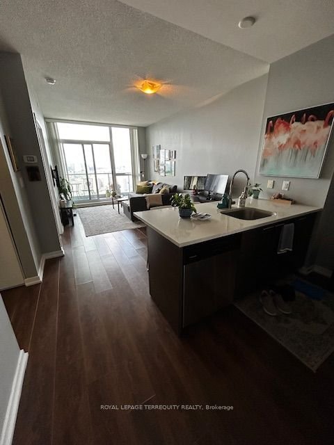 66 Forest Manor Rd, unit 2903 for rent - image #10