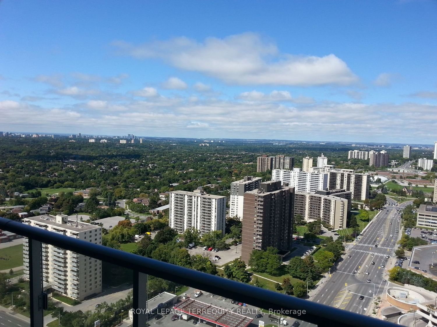 66 Forest Manor Rd, unit 2903 for rent - image #4