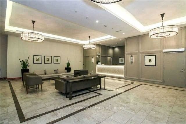 155 Yorkville Ave, unit 2118 for rent - image #2
