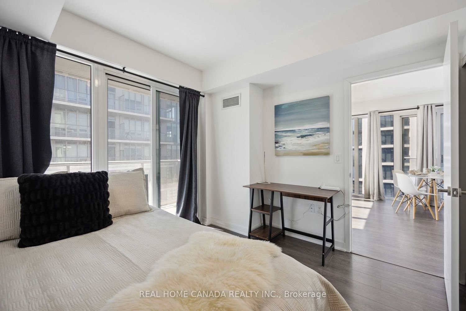 99 Broadway Ave, unit 3609 for sale - image #16