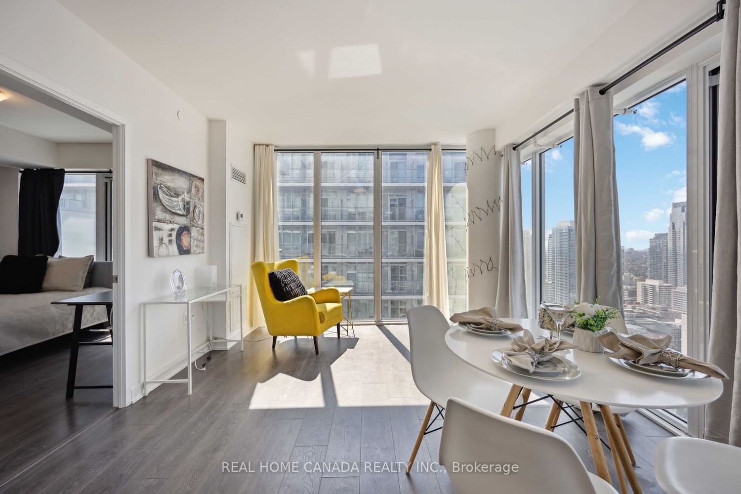 99 Broadway Ave, unit 3609 for sale - image #4
