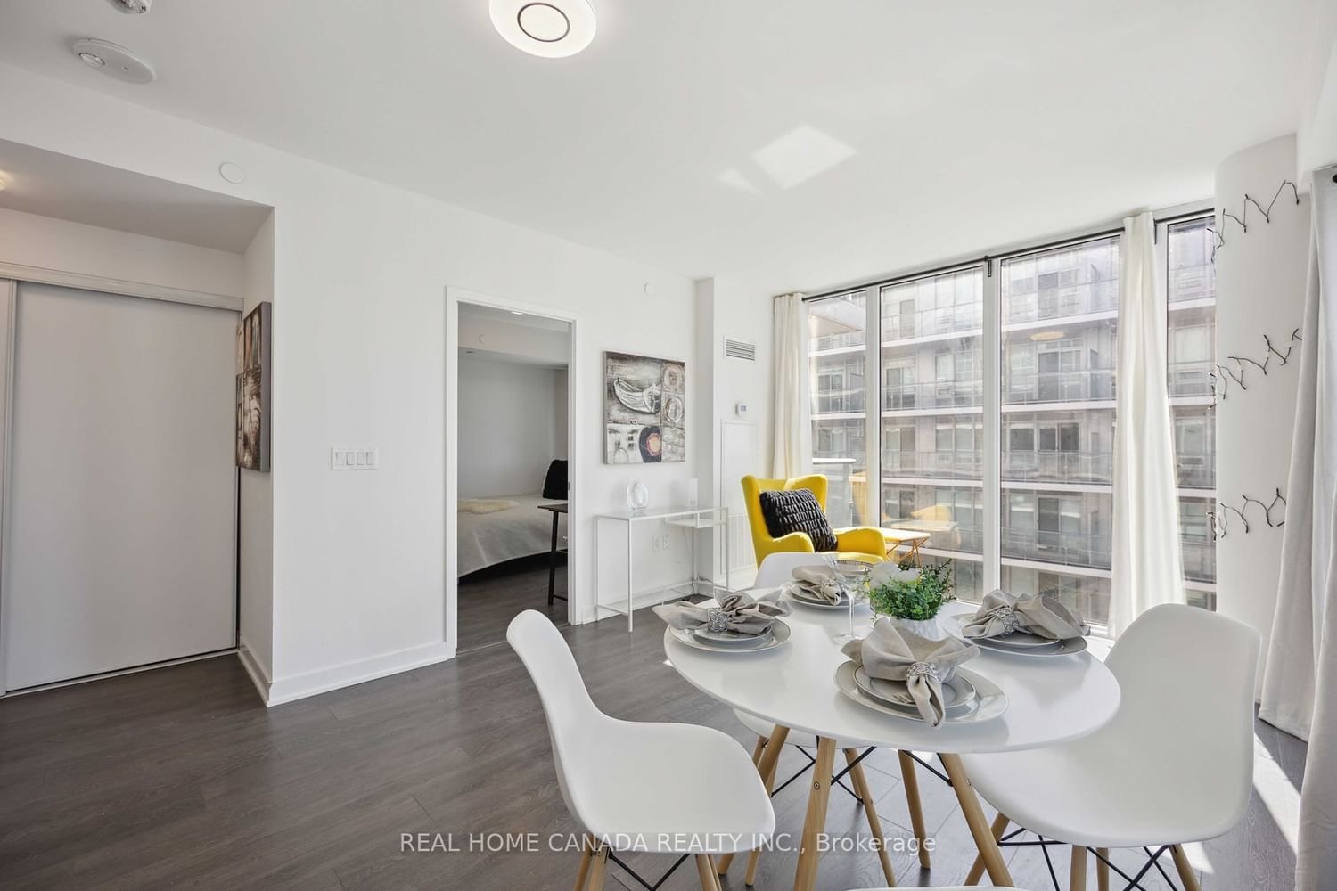 99 Broadway Ave, unit 3609 for sale - image #6