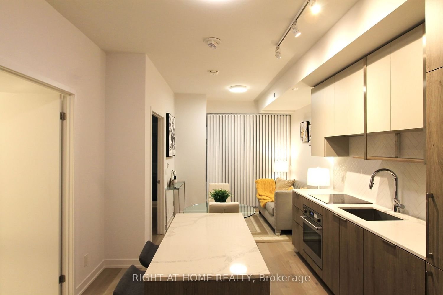 15 Holmes Ave, unit 510 for sale - image #8