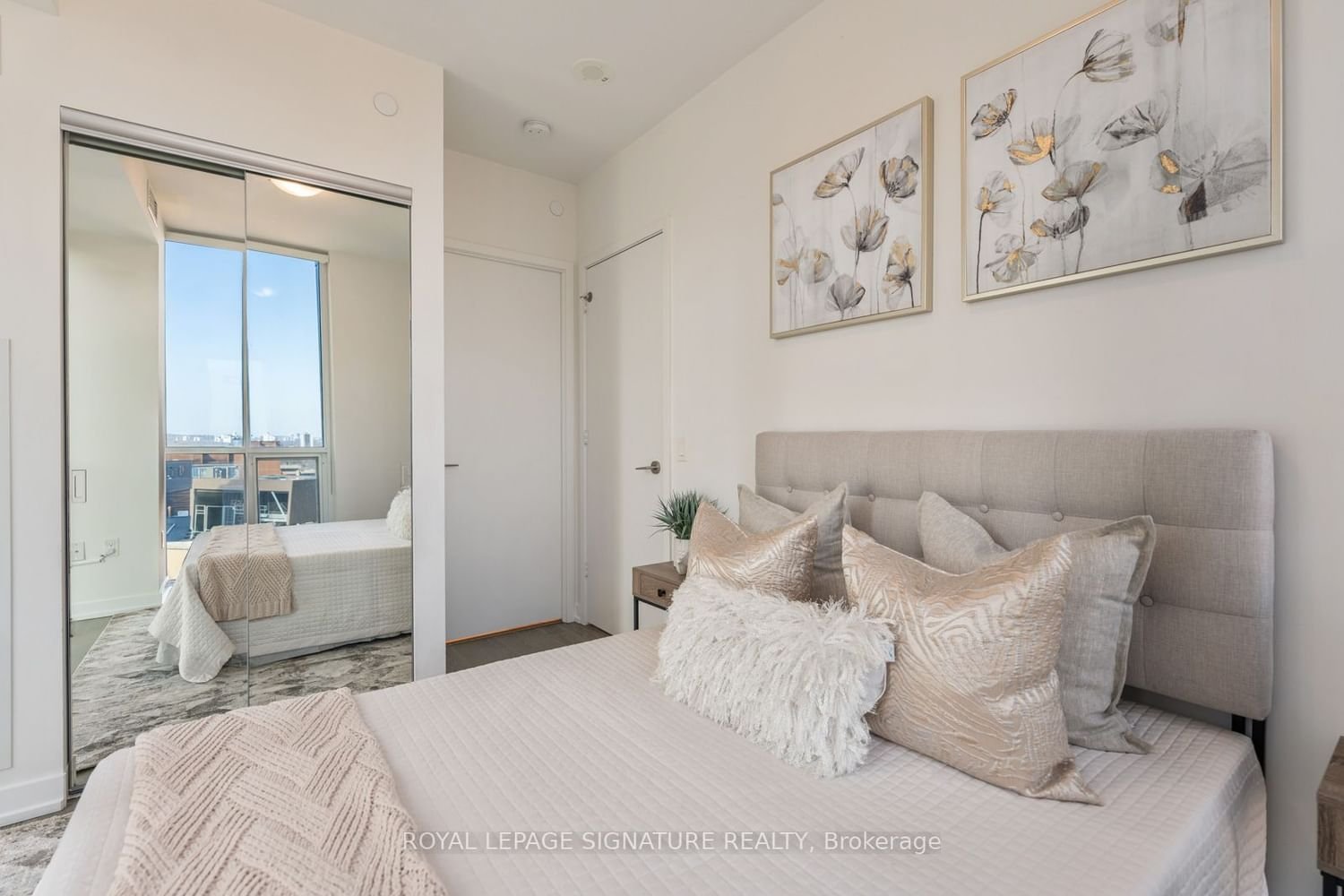 1 Yorkville Ave, unit 1411 for sale - image #33