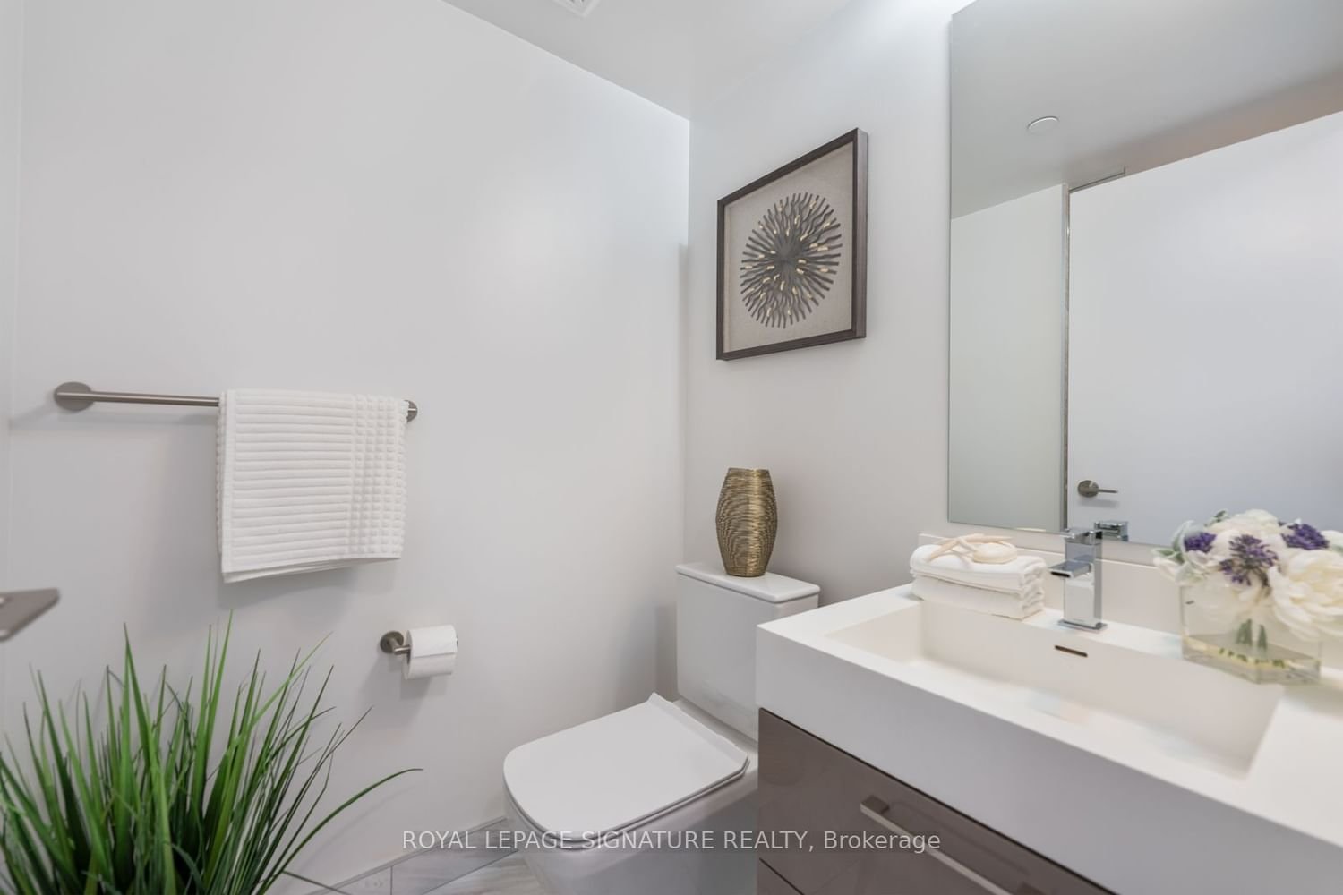 1 Yorkville Ave, unit 1411 for sale - image #7