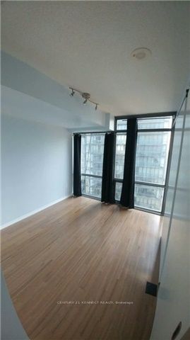 37 Grosvenor St, unit 1703 for rent - image #14