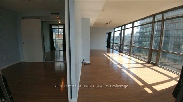 37 Grosvenor St, unit 1703 for rent - image #17