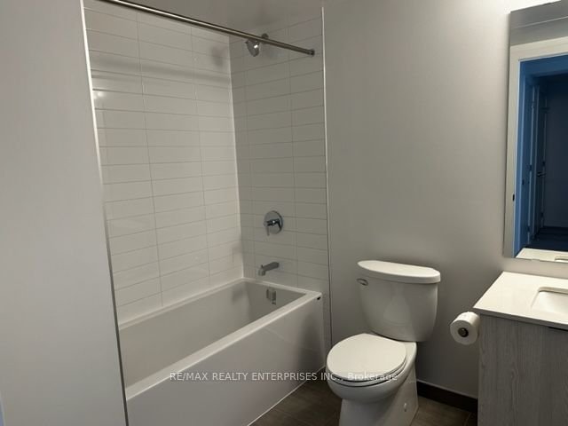 357 King St W, unit 3003 for rent - image #15