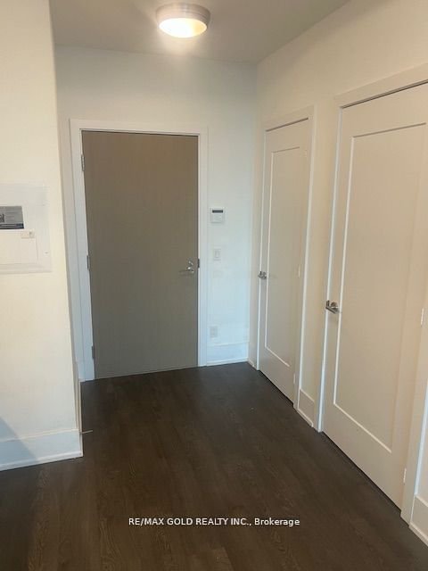 1 Edgewater Dr, unit Gph 31 for rent - image #6
