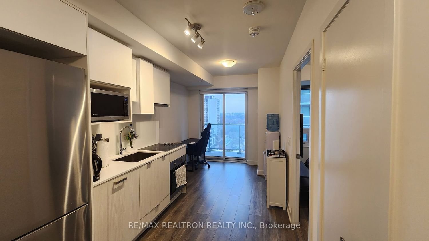 195 Redpath Ave, unit 1413 for rent - image #17