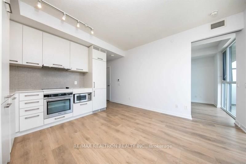87 Peter St, unit Ph307 for rent - image #4