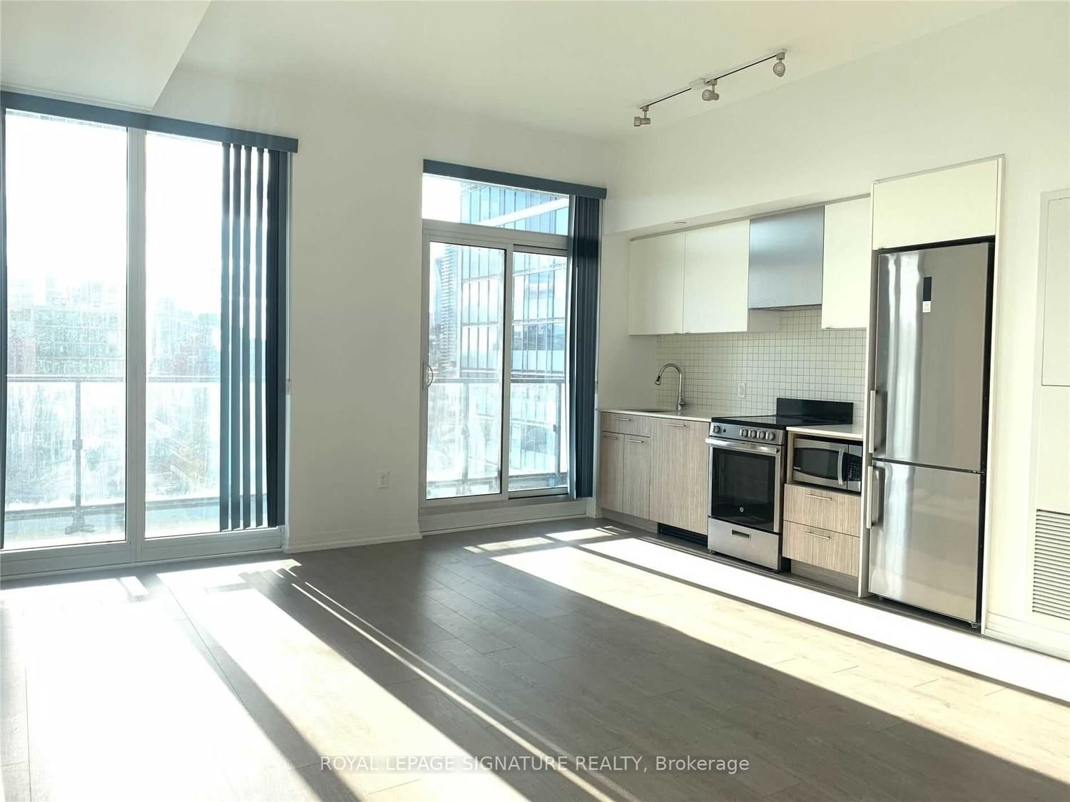 251 Jarvis St, unit 1016 for rent - image #4