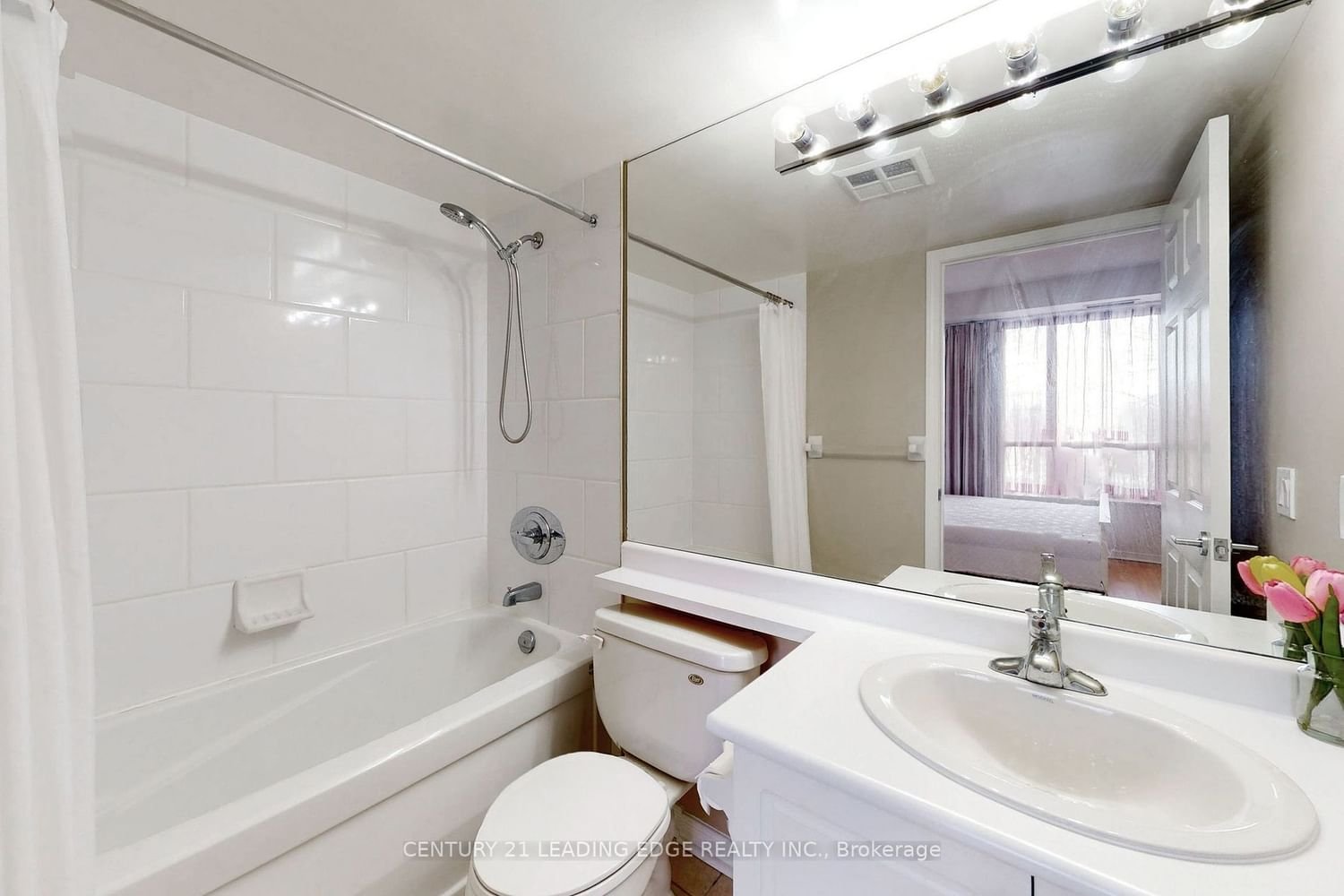 485 Rosewell Ave, unit 212 for sale - image #24