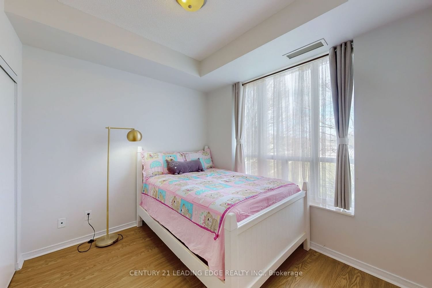 485 Rosewell Ave, unit 212 for sale - image #26