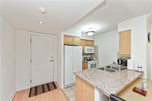 15 Greenview Ave, unit 1410 for rent - image #6