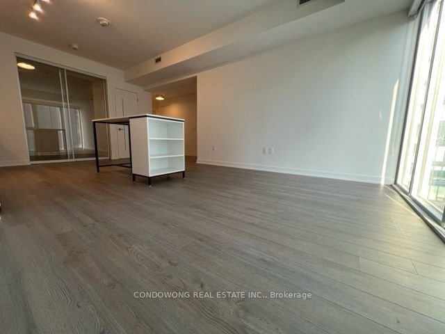 357 King St W, unit 3809 for rent - image #8