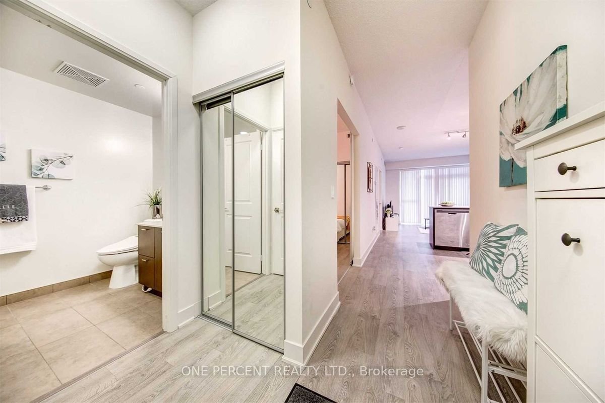 88 Sheppard Ave E, unit 2103 for rent - image #7