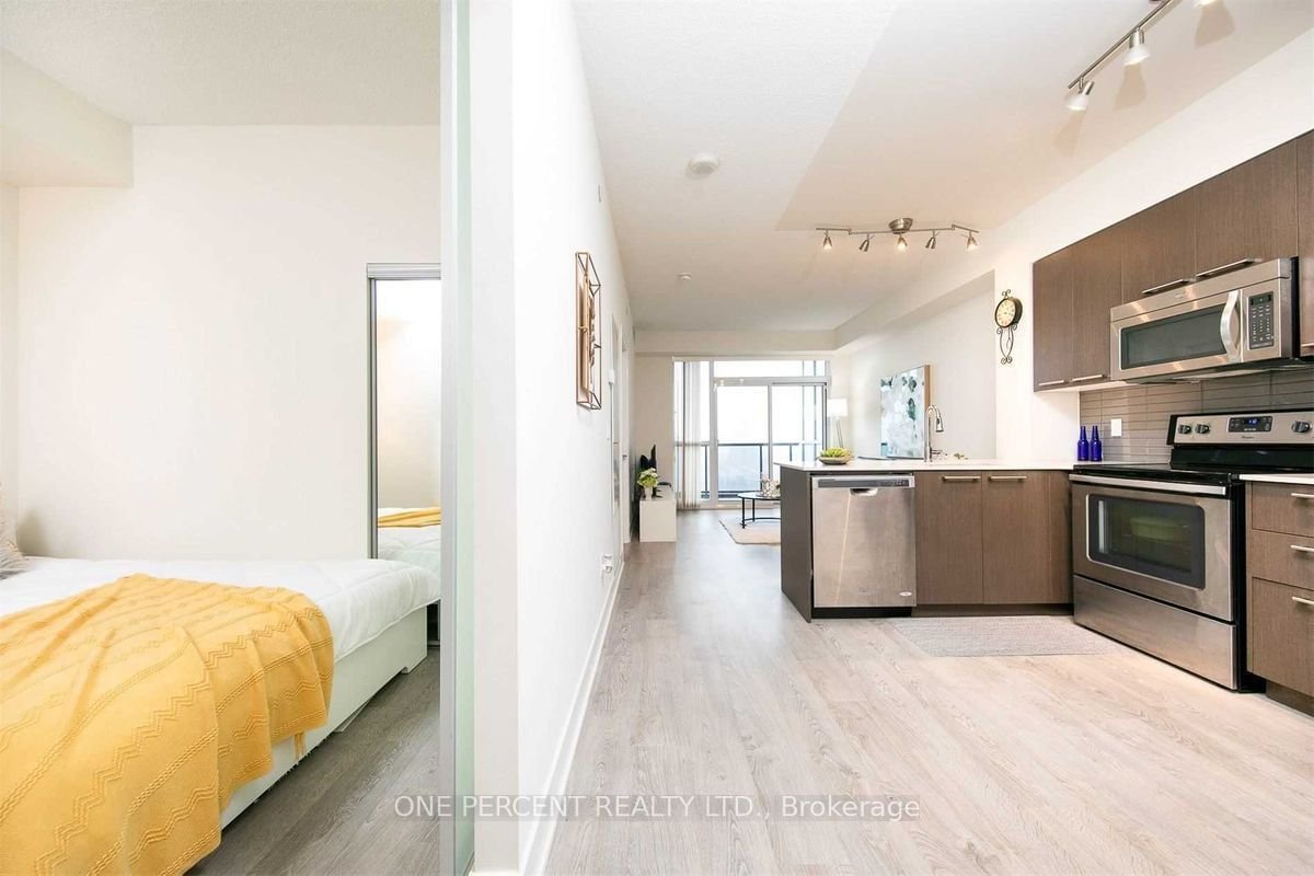 88 Sheppard Ave E, unit 2103 for rent - image #8