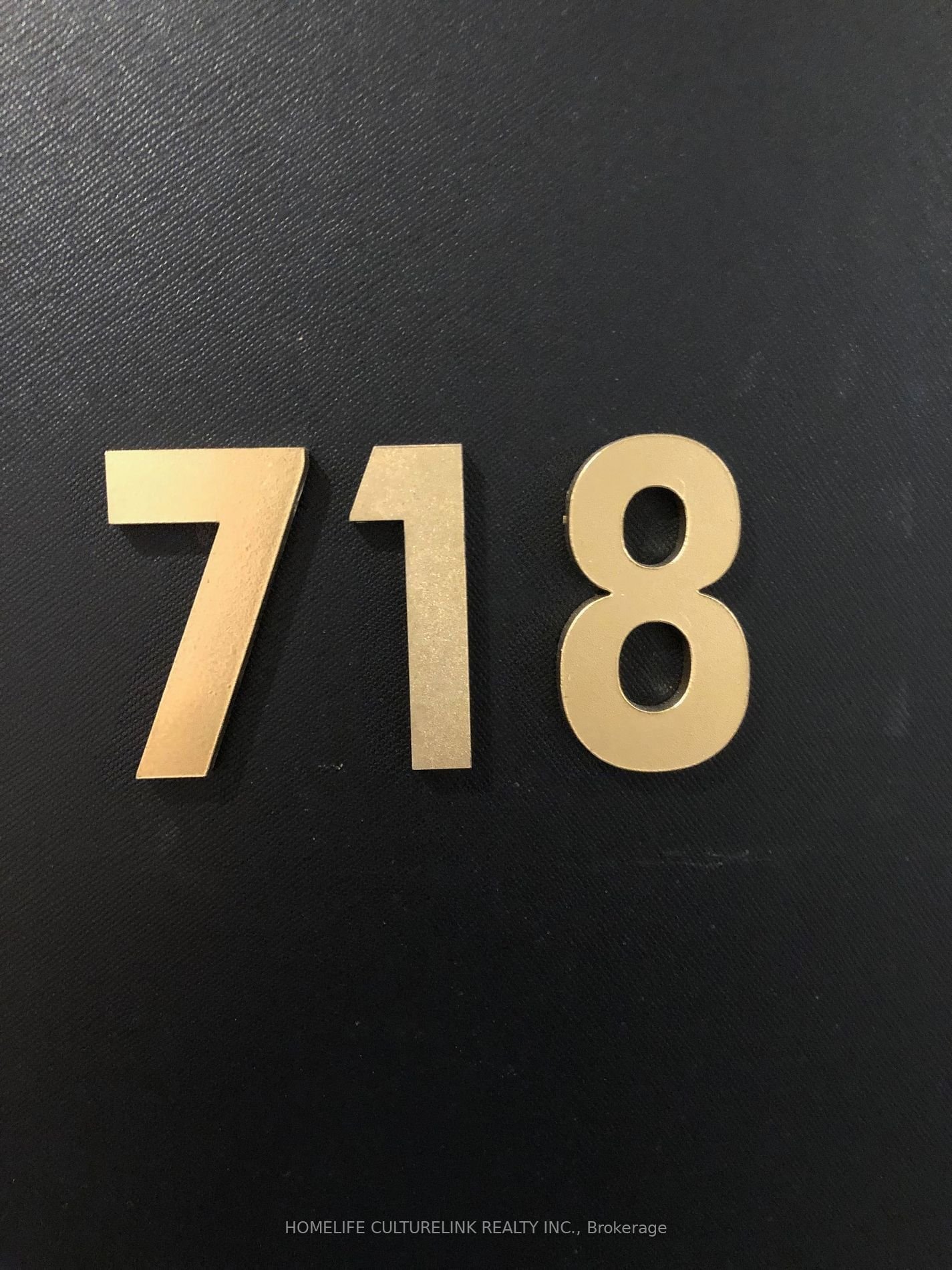 85 Wood St, unit 718 for rent - image #2