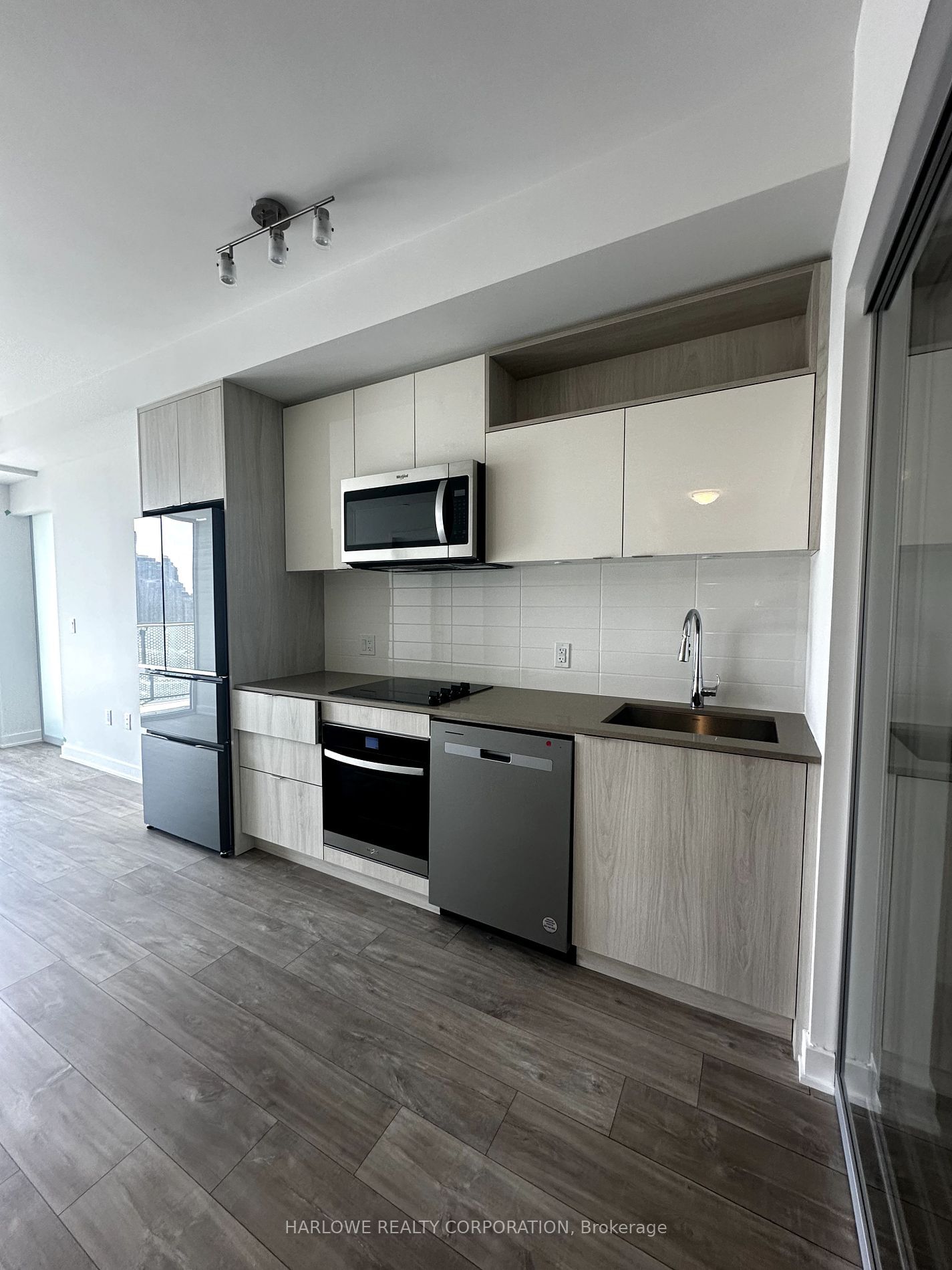 135 Lower Sherbourne St, unit 2332 W for sale - image #4