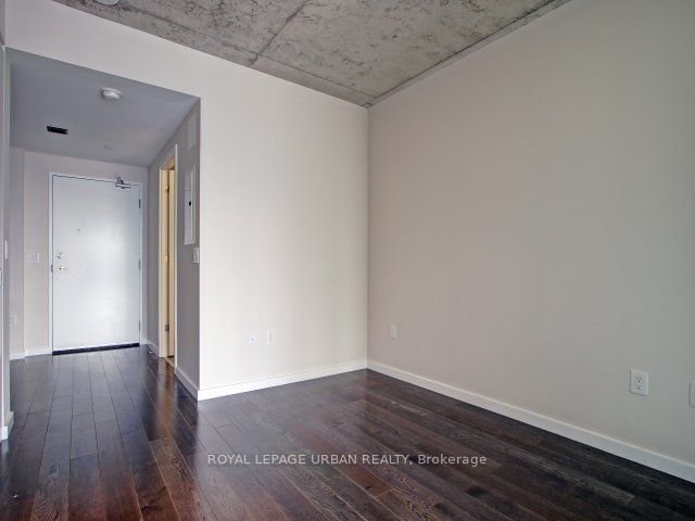 32 Trolley Cres, unit 1012 for sale - image #4
