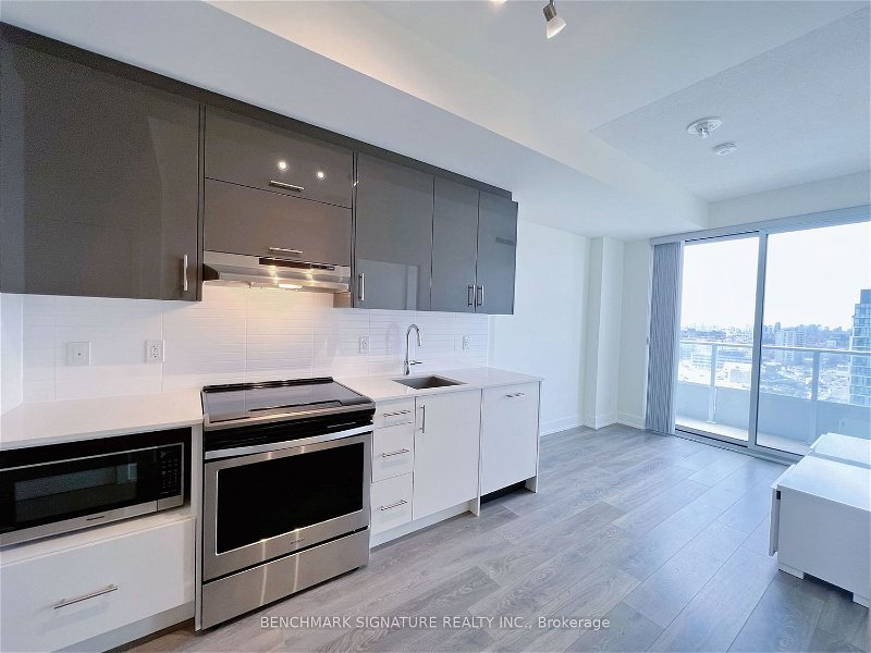 180 Fairview Mall Dr, unit 1805 for rent - image #1