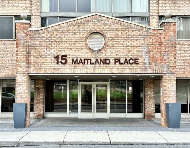 15 Maitland Pl, unit 612 for sale - image #1