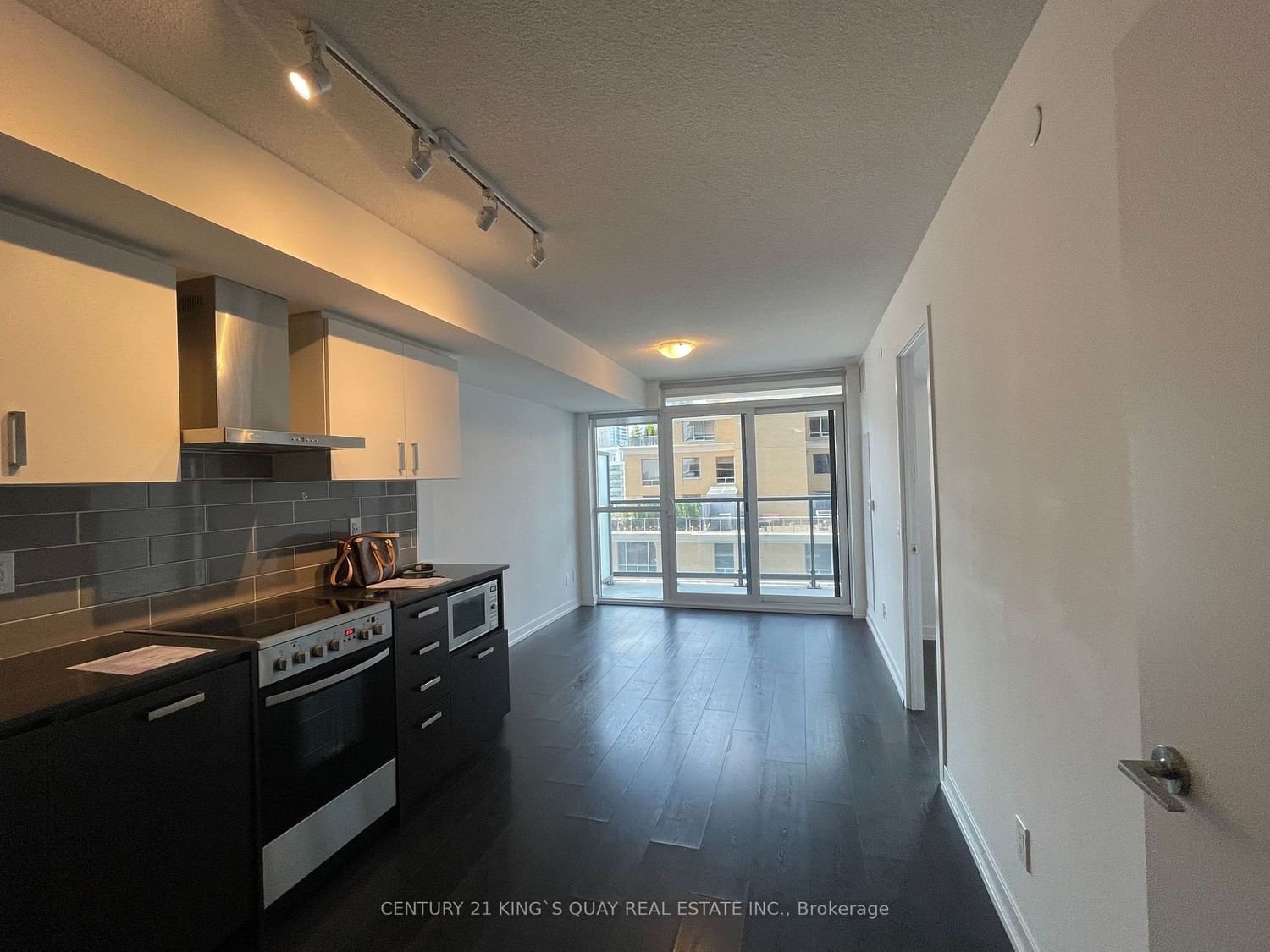 125 Redpath Ave, unit 1706 for rent - image #4