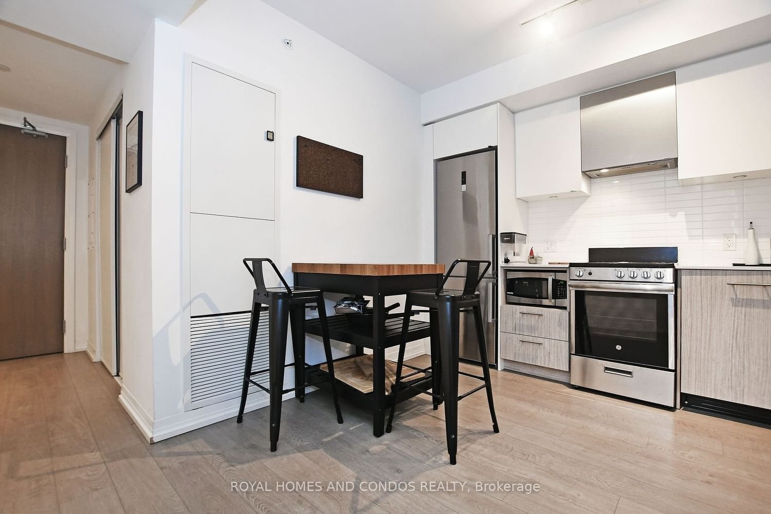 251 Jarvis St, unit 506 for rent - image #20
