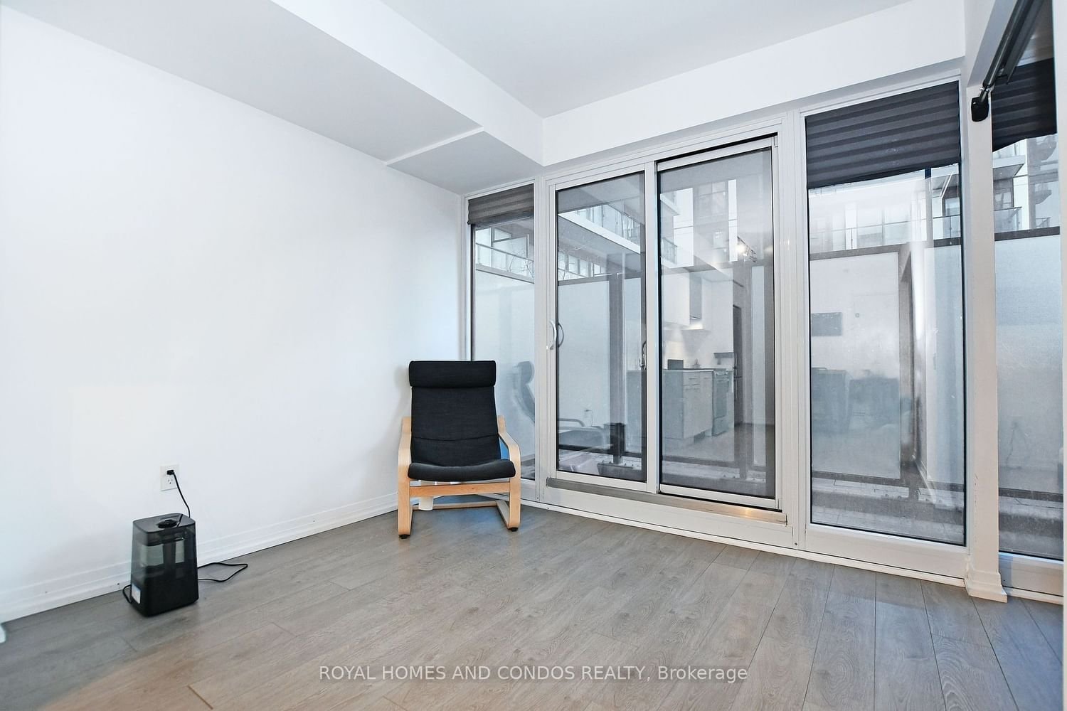 251 Jarvis St, unit 506 for rent - image #7