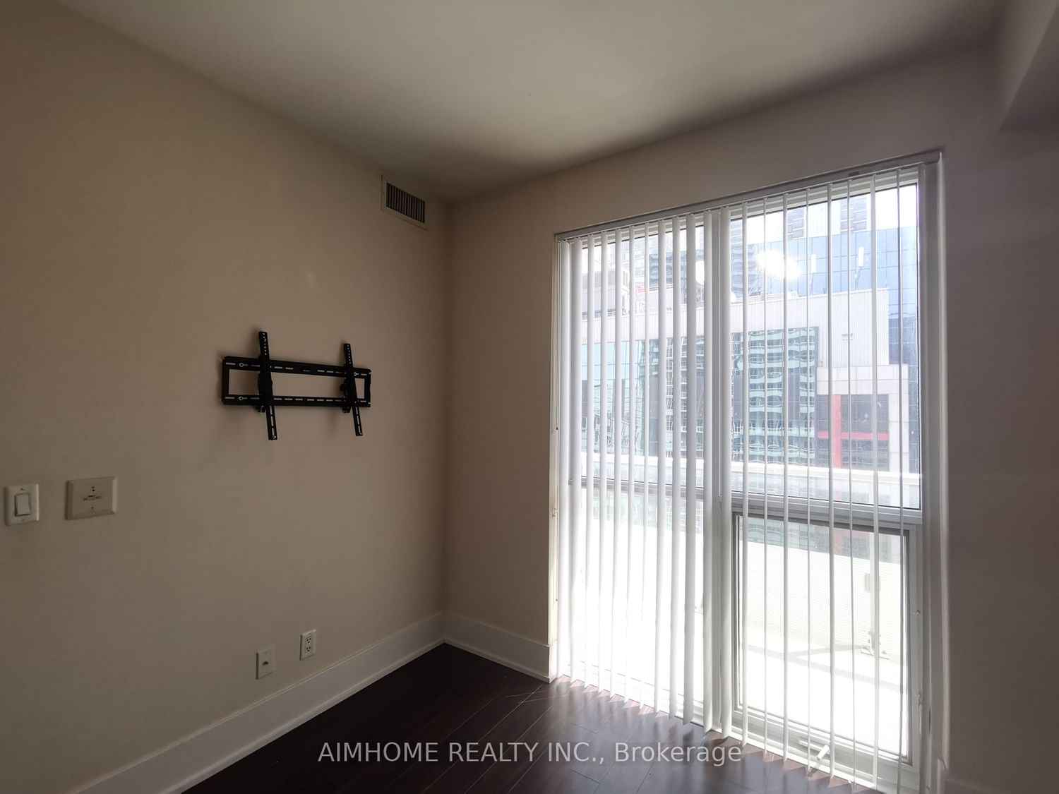 300 Front St W, unit 1410 for rent - image #13