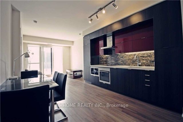 300 Front St W, unit 1410 for rent - image #3