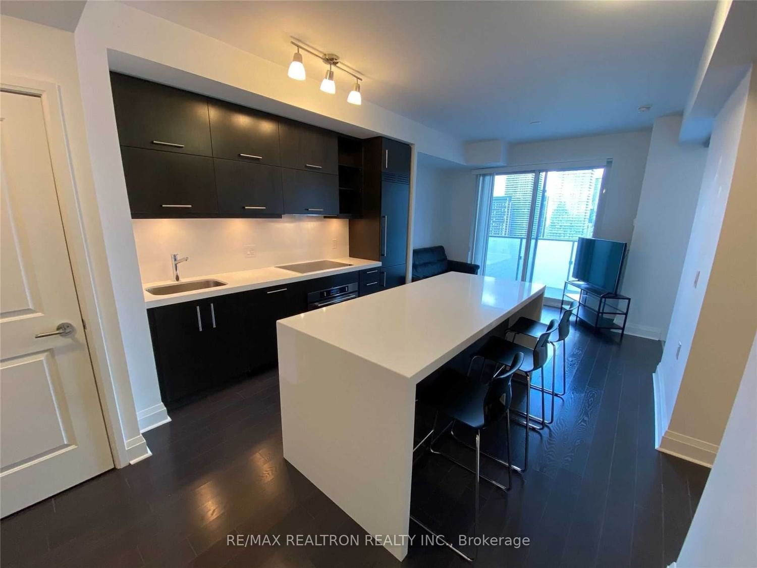 65 St Mary St, unit 2811 for rent - image #4