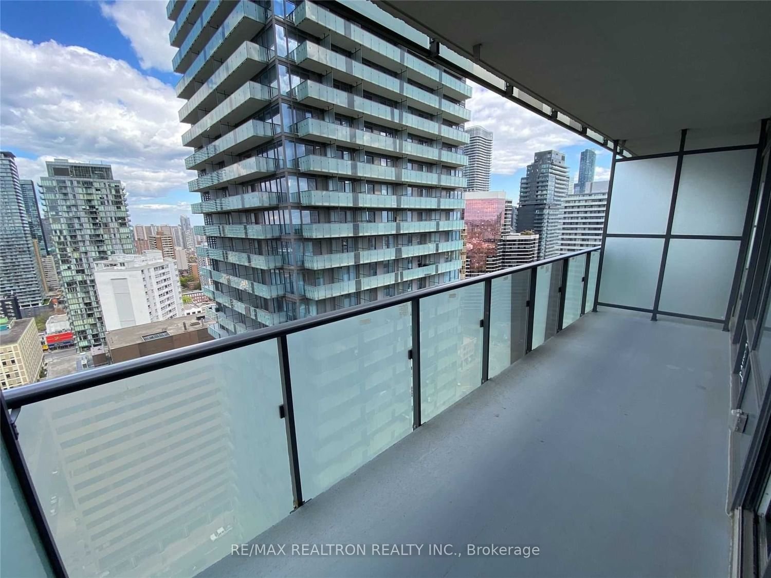 65 St Mary St, unit 2811 for rent - image #8