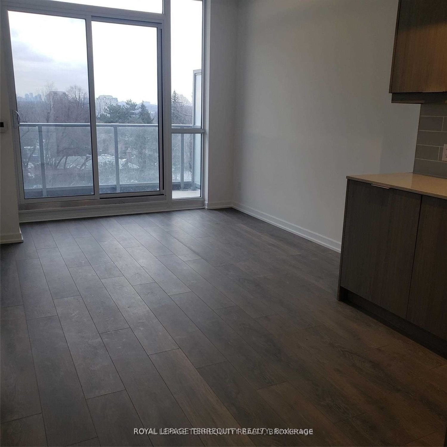 36 Forest Manor Rd, unit 213 for rent - image #7