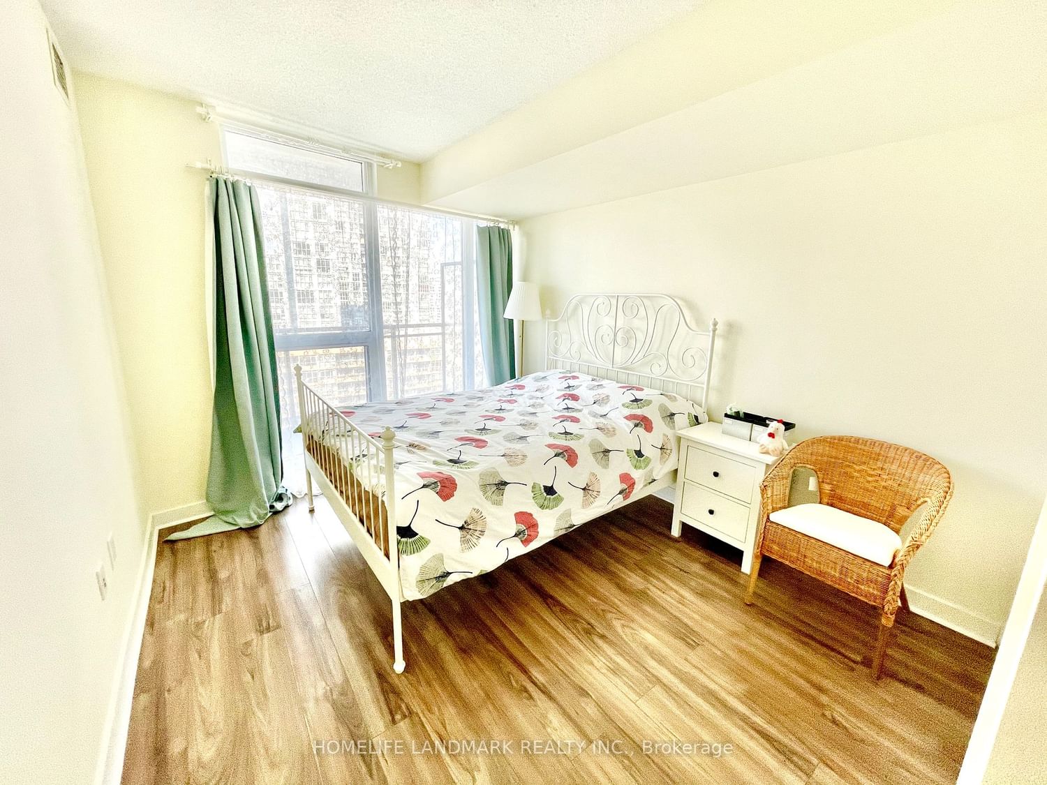 8 Telegram Mews, unit 1610 for rent - image #9