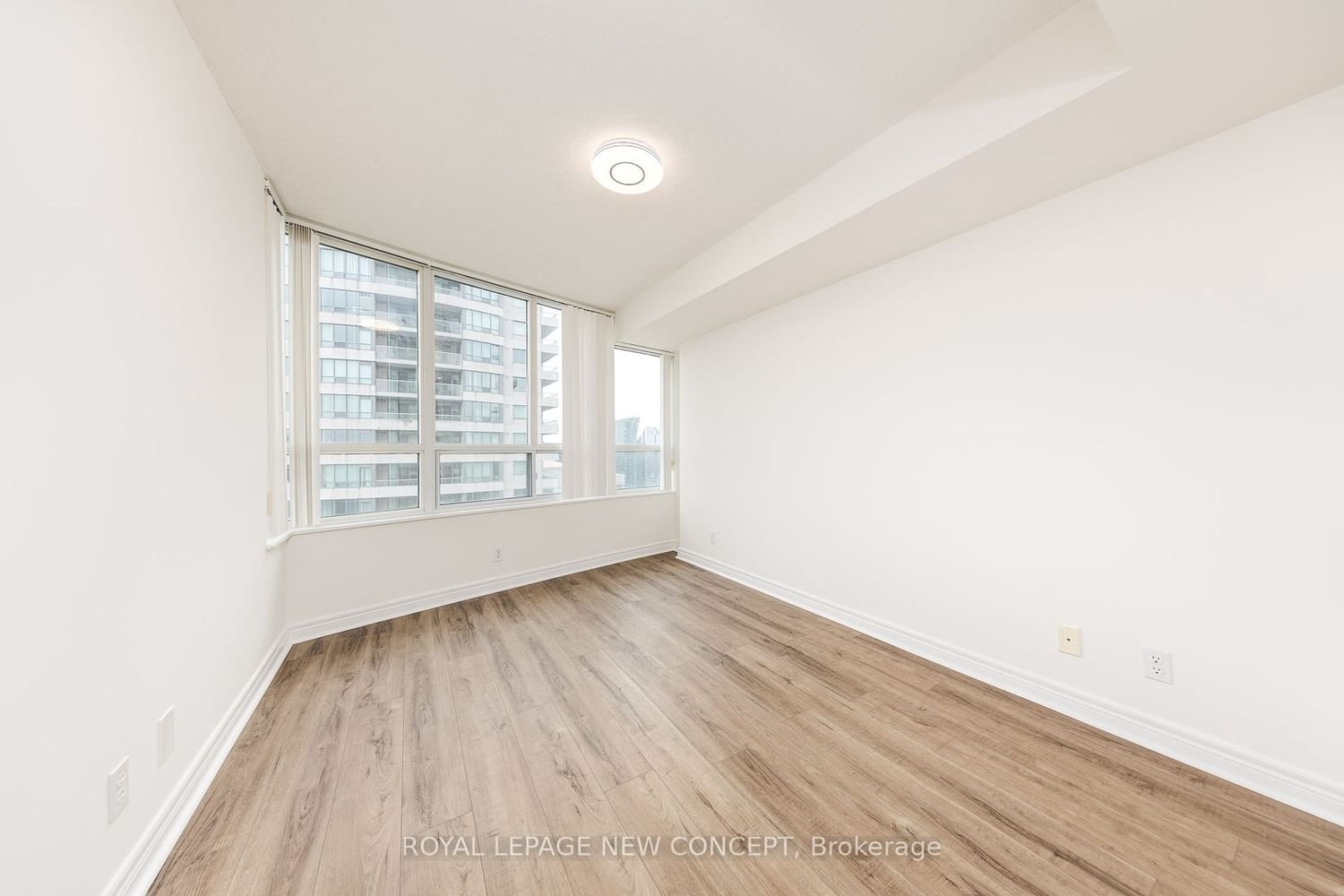 23 Hollywood Ave, unit 3108 for sale - image #19