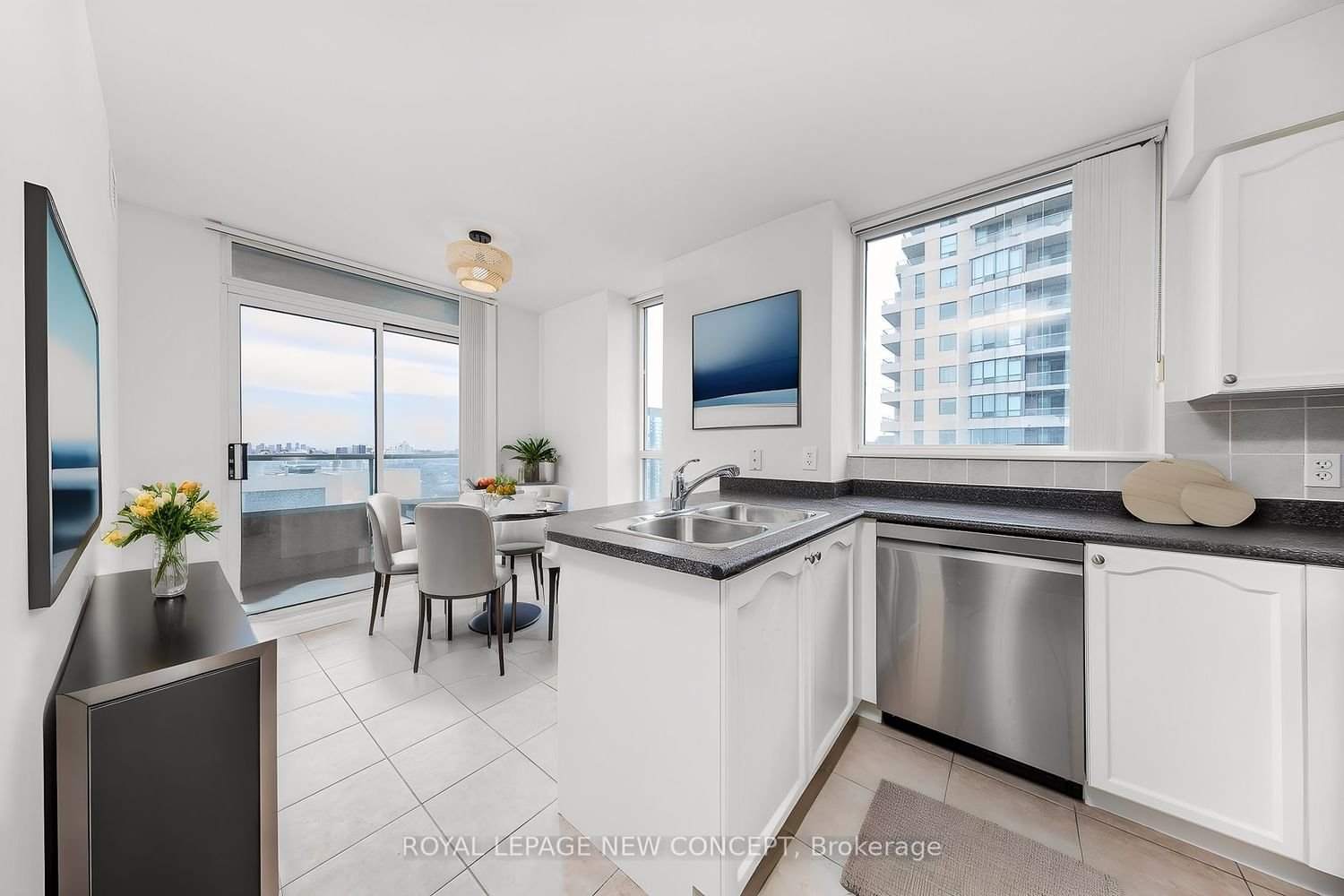 23 Hollywood Ave, unit 3108 for sale - image #38