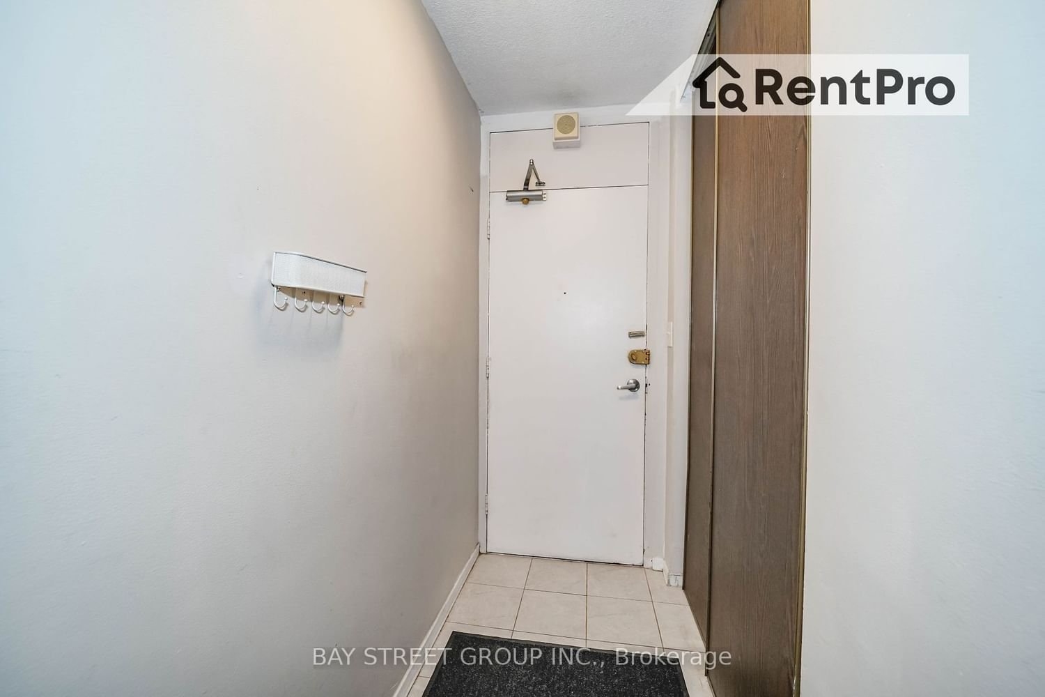 40 Homewood Ave, unit 1016 for rent - image #6