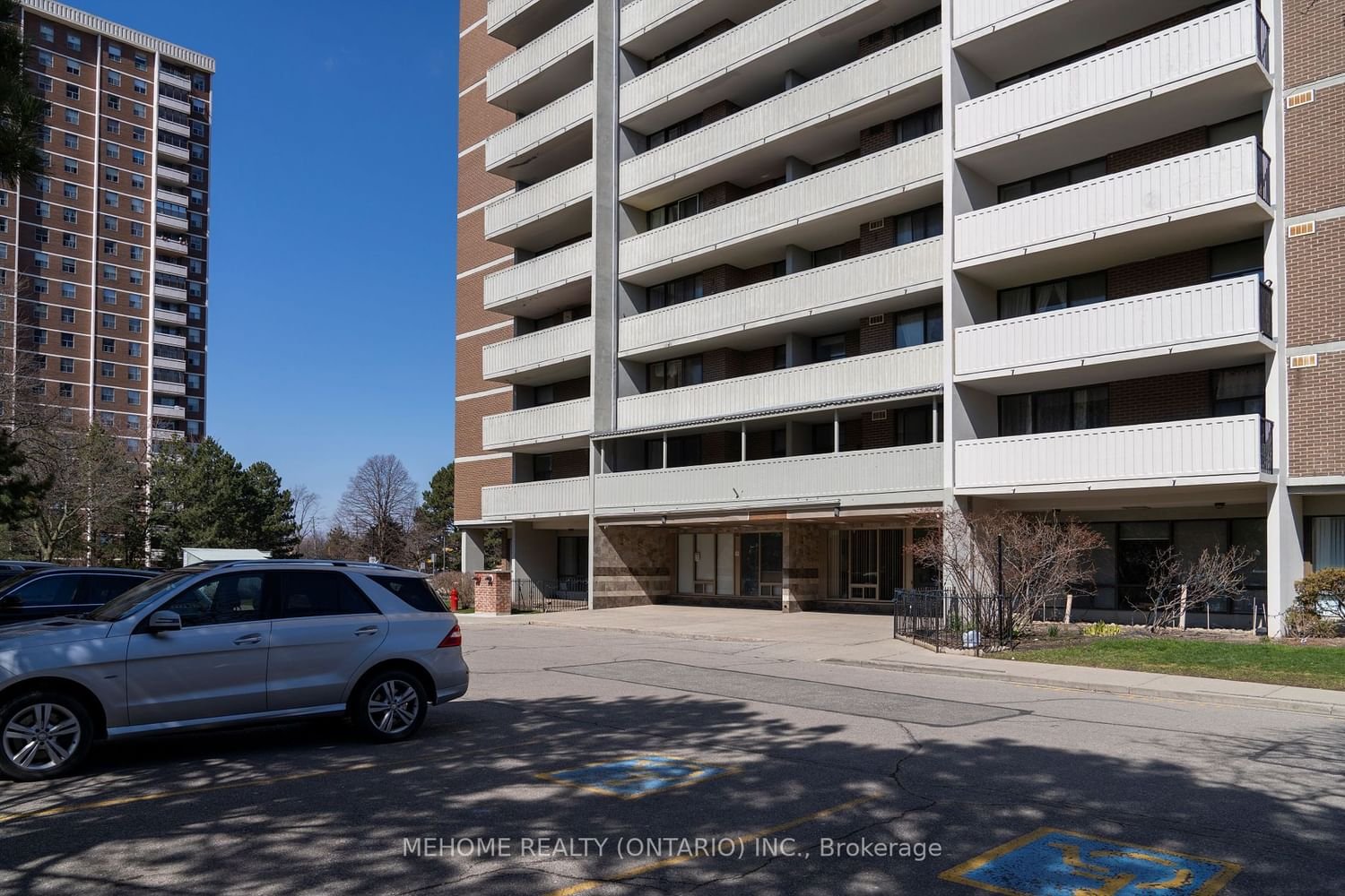 10 Tangreen Crt, unit #3206 for sale - image #2