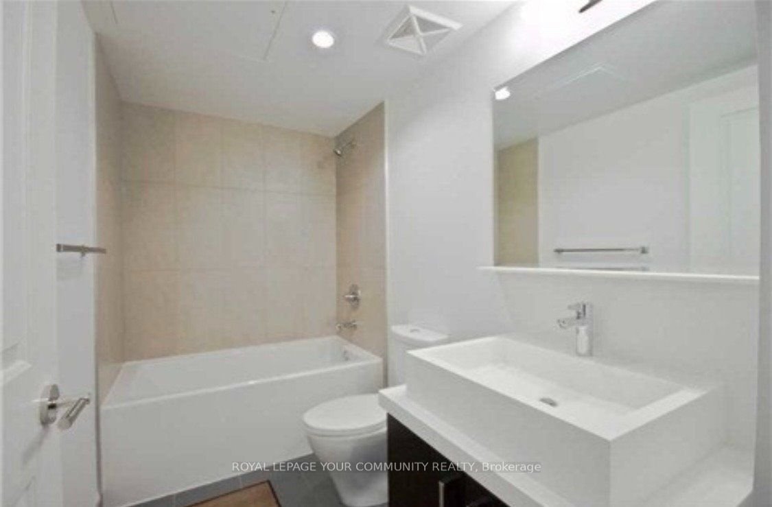 65 St Mary St, unit 809 for rent - image #11