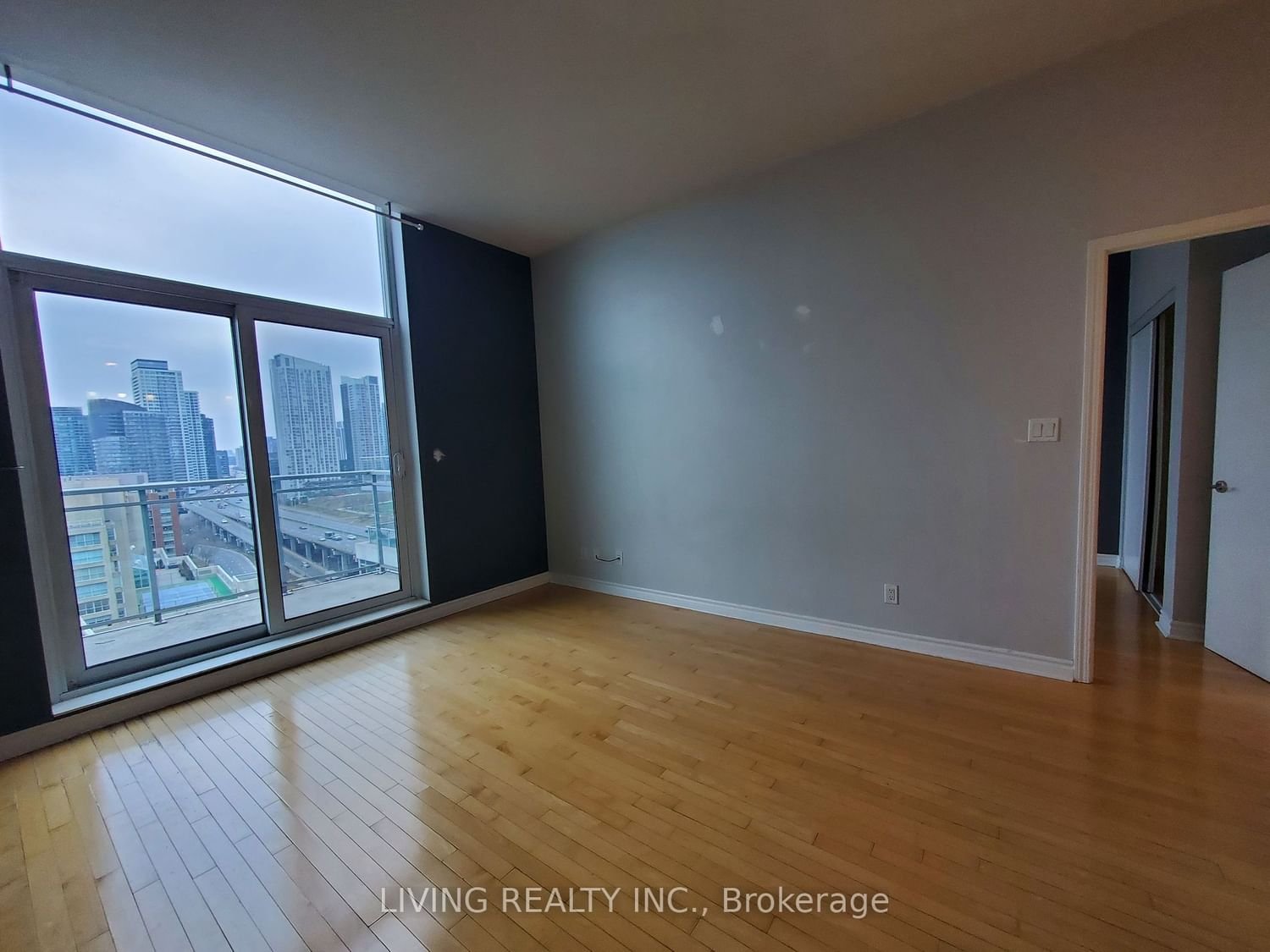 410 Queens Quay W, unit Uph09 for rent - image #8